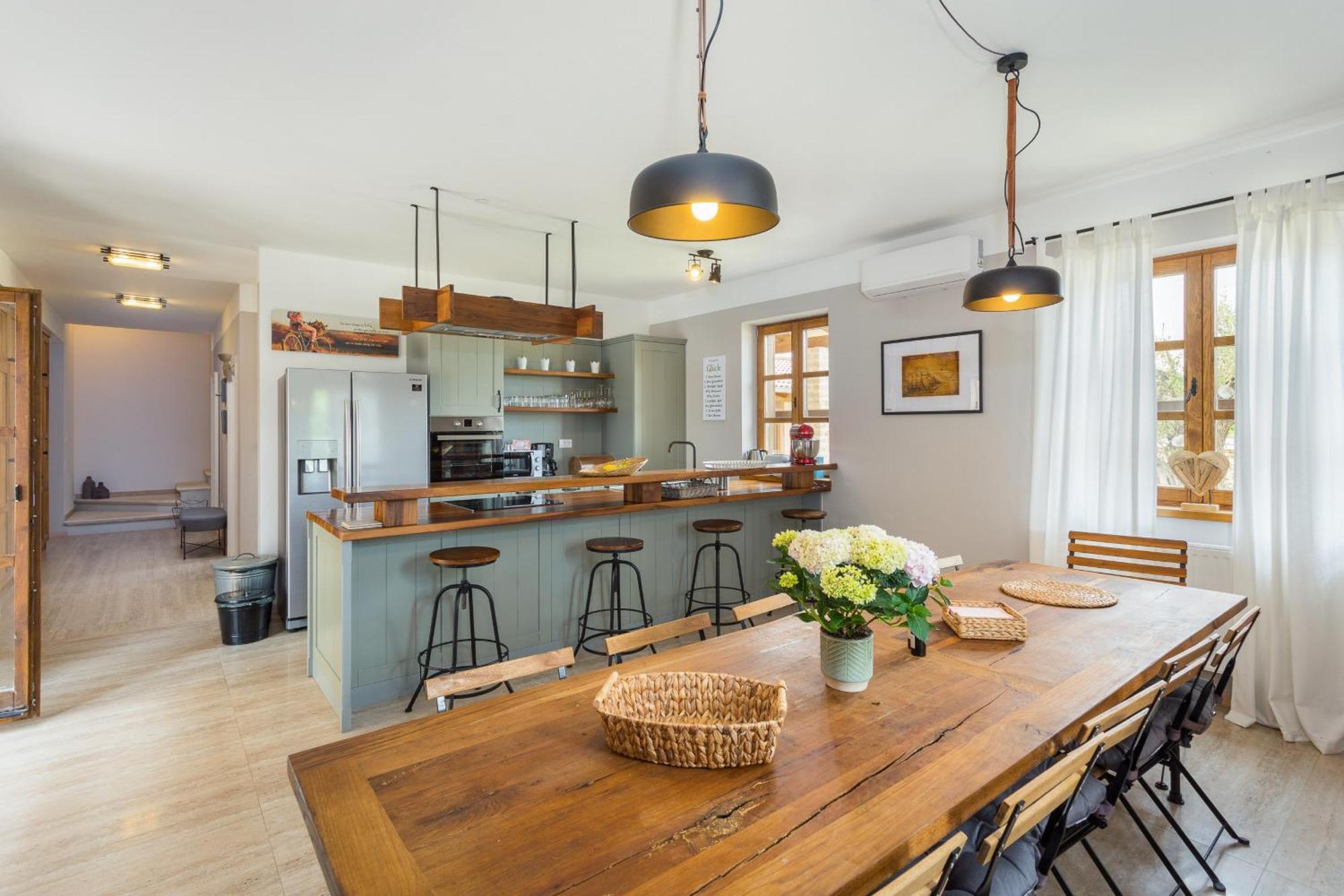 Villa Cirka In Central Istria For 14 Persons With Pool Heating & Pool Table Svetvinčenat Extérieur photo